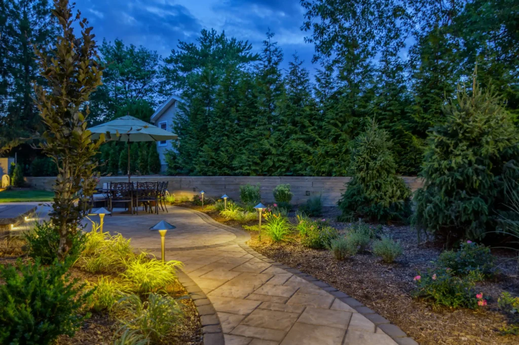 backyard-patio-and-lighting