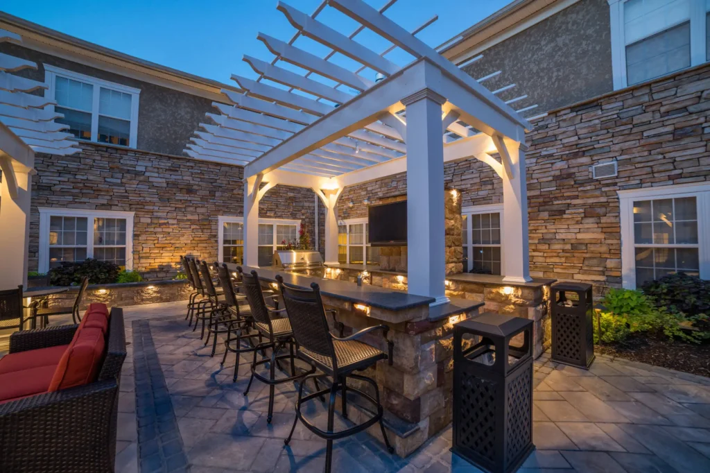 hamilton-nj-interior-courtyard10