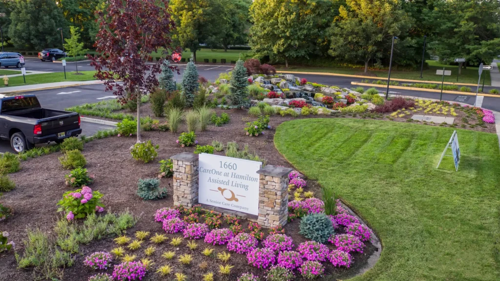 hamilton-nj-interior-courtyard24