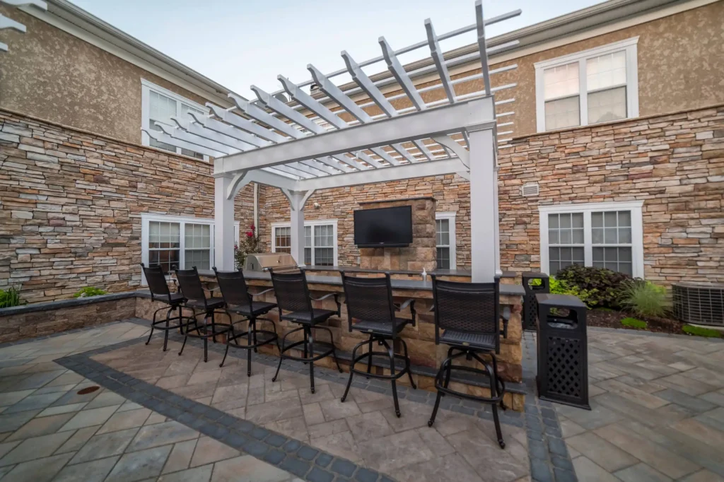 hamilton-nj-interior-courtyard5