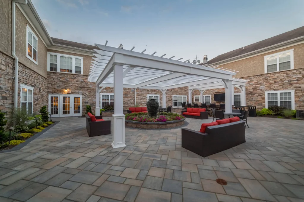 hamilton-nj-interior-courtyard6